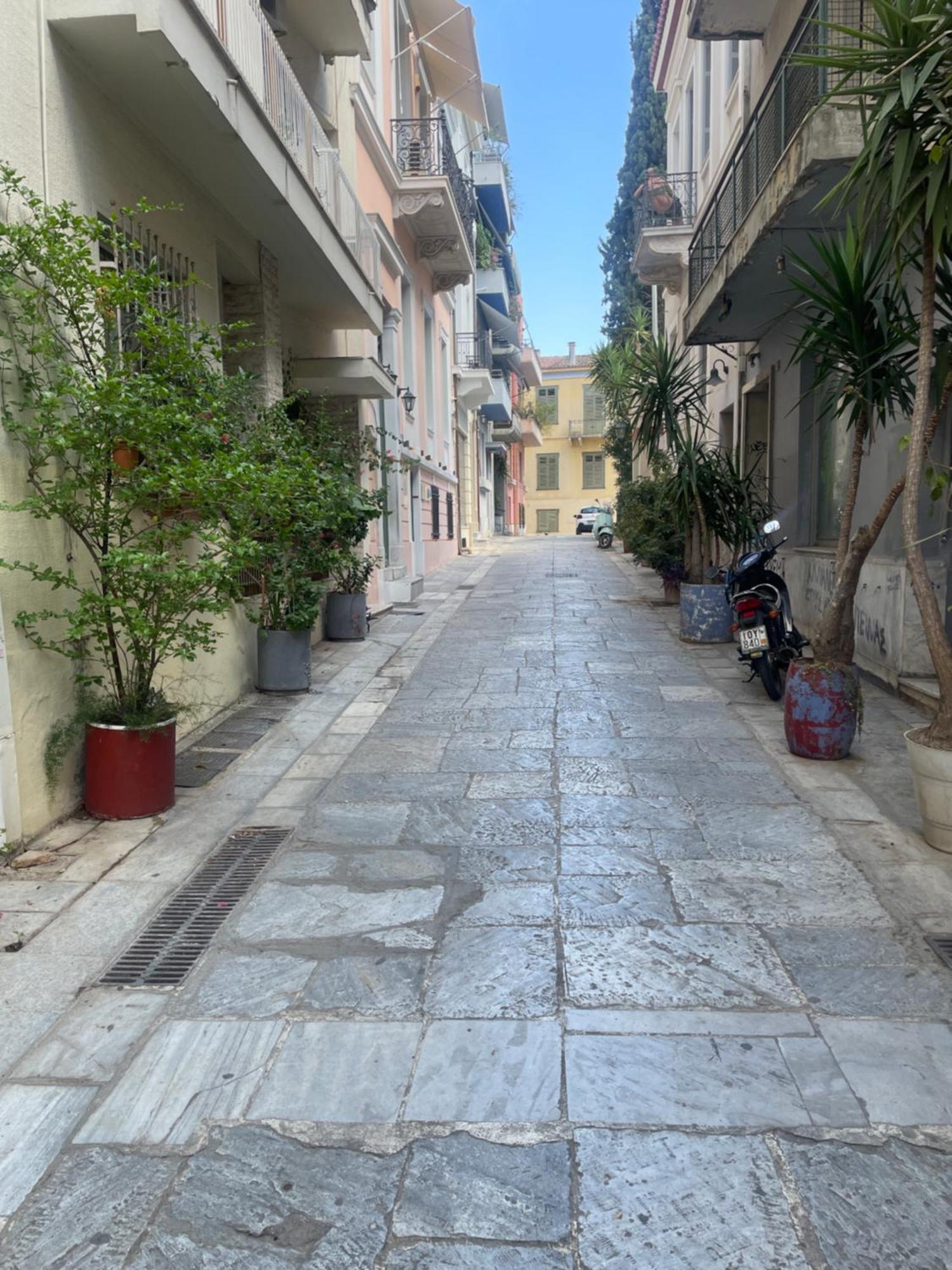 Plaka Quiet Apartment Афины Экстерьер фото